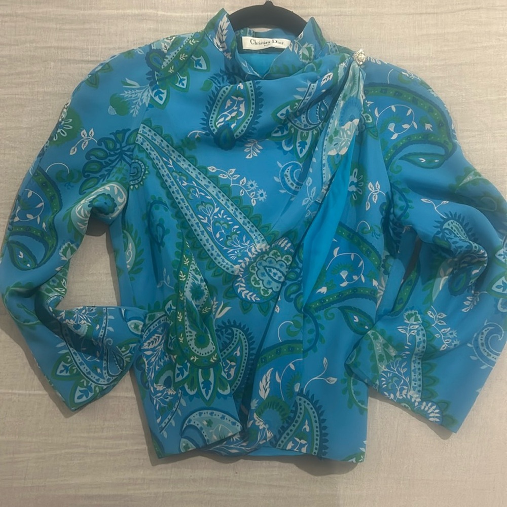 Christian Dior Vintage   Beautiful condition